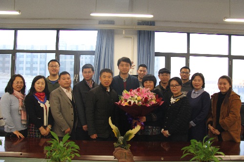 控制与计算机工程学院举行离退休教师欢送会 控制与计算机工程学院举行离退休教师欢送会